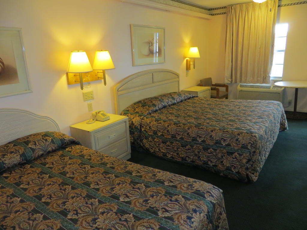 سيبرينغ Budget Inn الغرفة الصورة