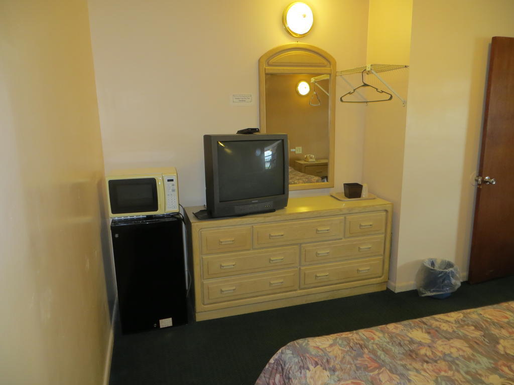سيبرينغ Budget Inn المظهر الخارجي الصورة