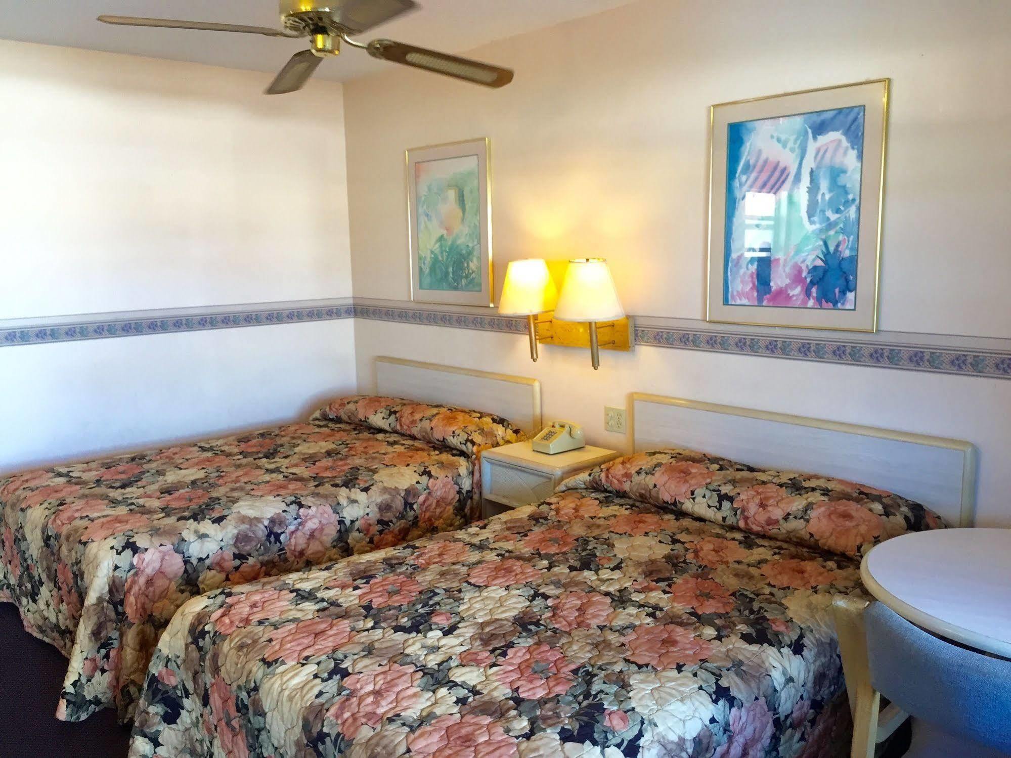 سيبرينغ Budget Inn المظهر الخارجي الصورة
